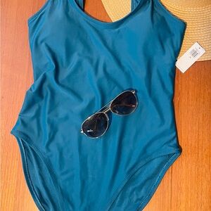 Chic Peacock Blue New Swimsuit